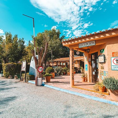 Camping & Bungalows Suspiro Del Moro Otura Extérieur photo