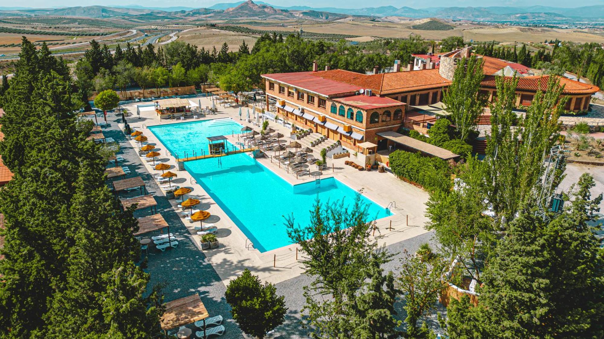 Camping & Bungalows Suspiro Del Moro Otura Extérieur photo