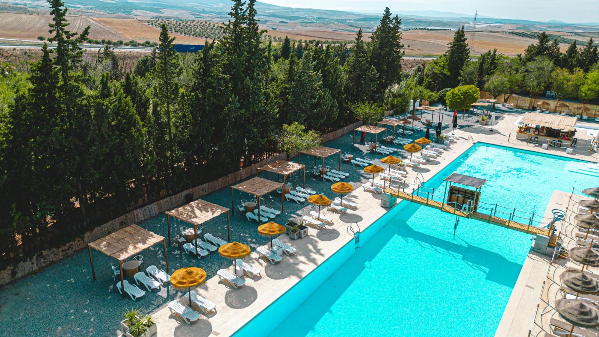 Camping & Bungalows Suspiro Del Moro Otura Extérieur photo